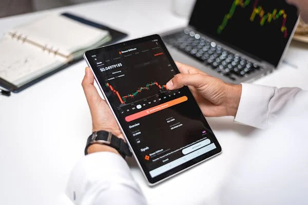 AccuTraderOnline Review